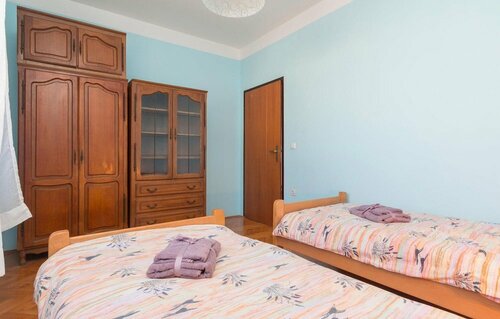 Гостиница Amazing Apartment in Pula With Wifi and 3 Bedrooms в Пуле