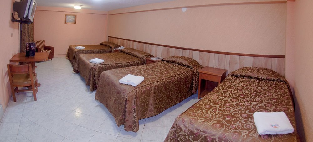 Фото отеля 3