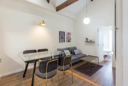 Жильё посуточно Guestready - Cosy 2 Bedroom Flat in Central Porto в Порту