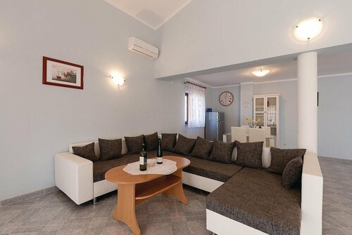 Гостиница Awesome Home in Vodnjan With Wifi and 3 Bedrooms