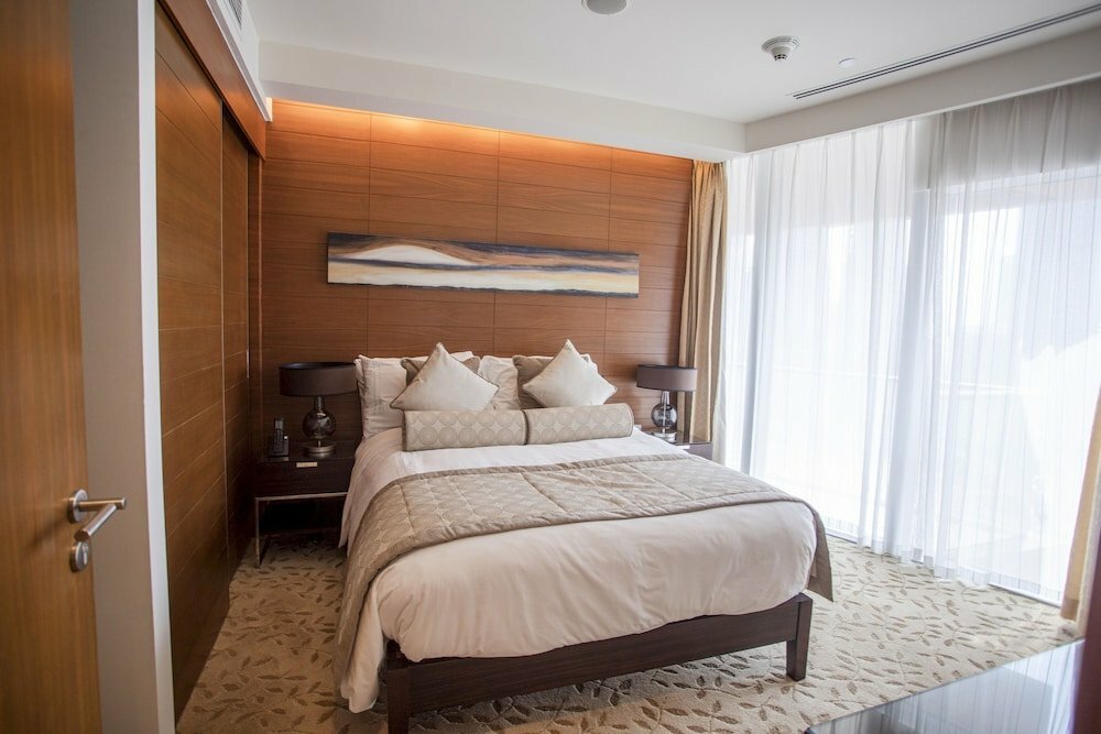 Short-term housing rental Luxurious Stay at The Address Dubai Mall -3bedrooms, Dubai, photo