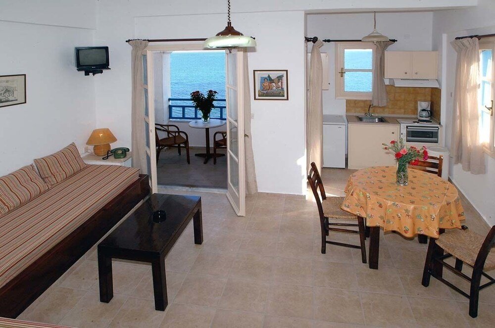 Фото Elalia Apartments