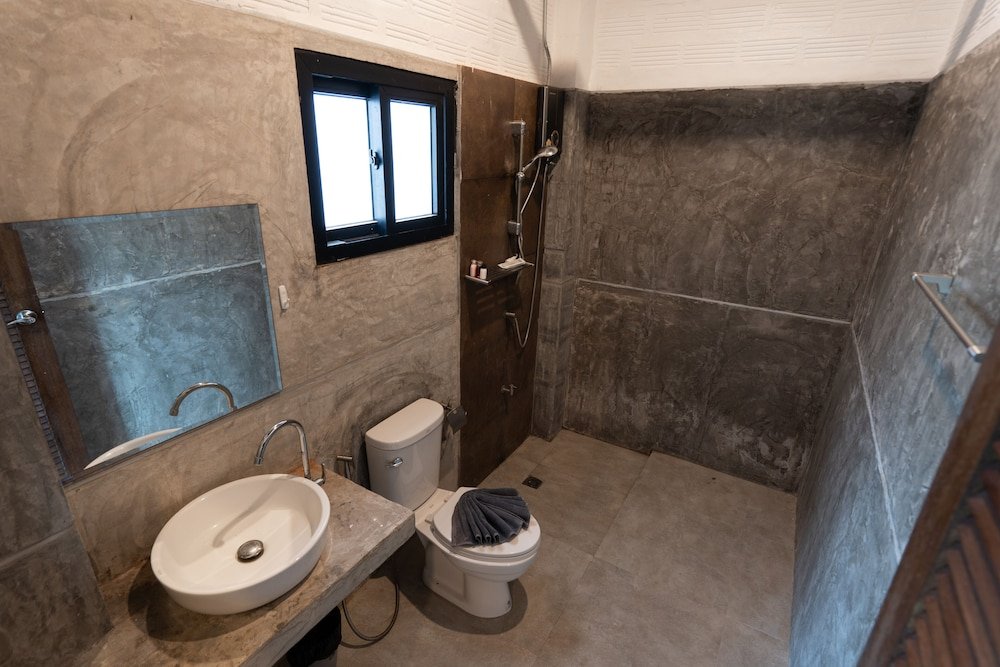 Фото La Petite France