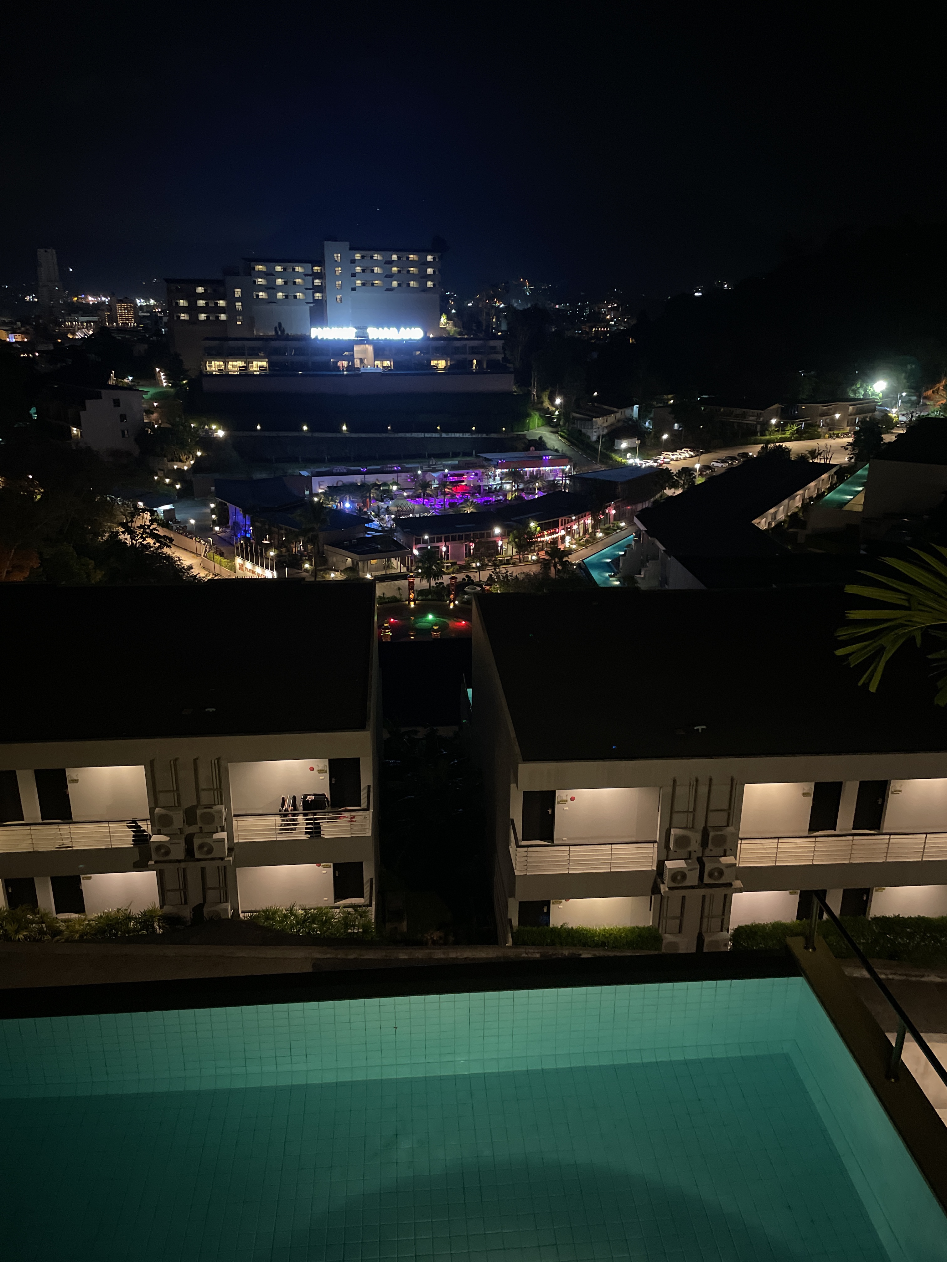 Фото Patong Bay Hill Resort