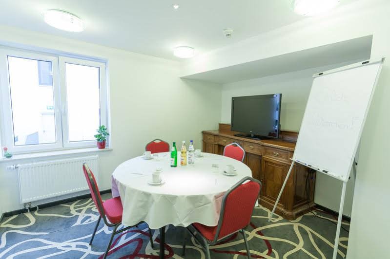 Фото Golden Tulip Kassel Hotel Reiss