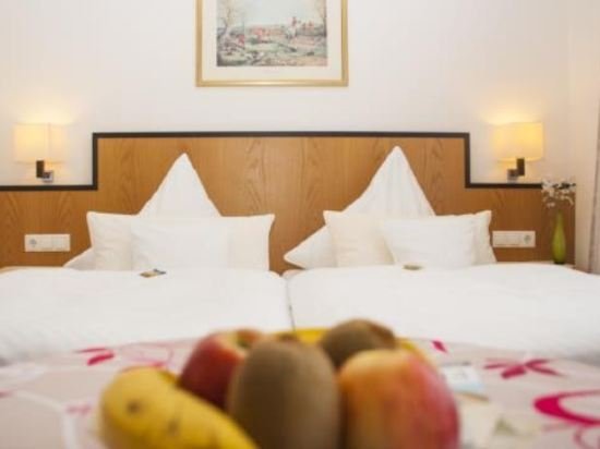 Фото Hotel Haus Berlin