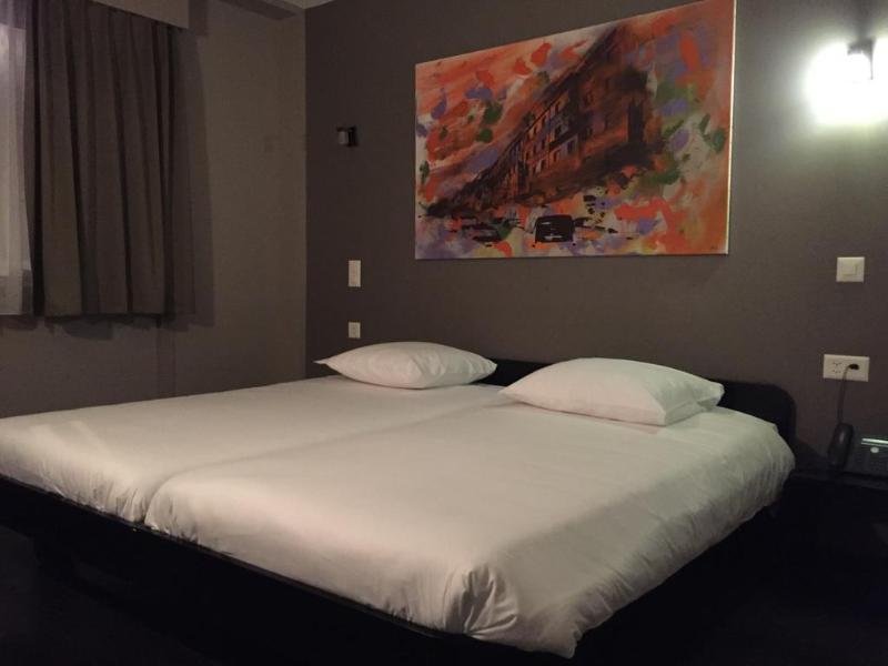 Фото 9Hotel Paquis