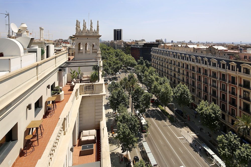 Фото Wilson Boutique Hotel