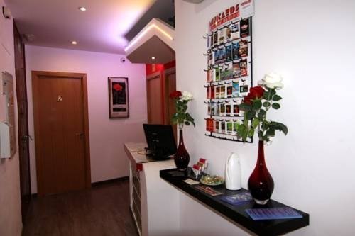 Фото Hostal Abril