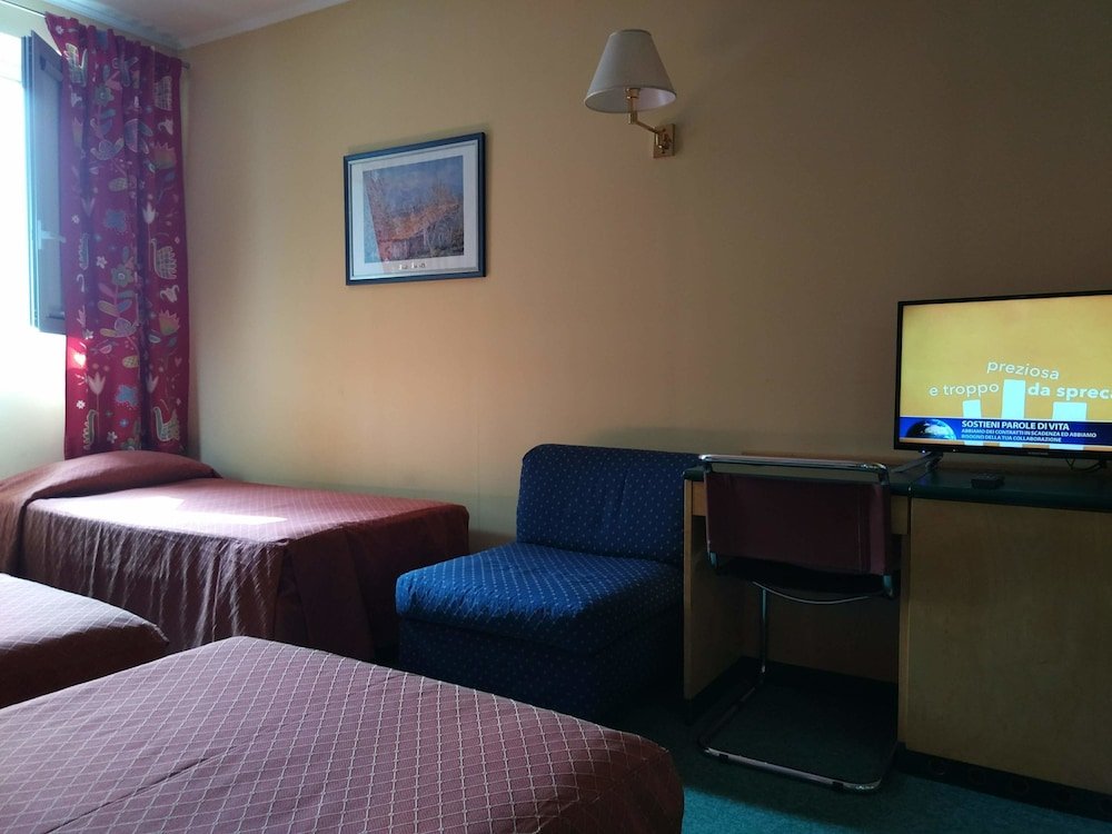 Фото Ginosi Arizona Hotel