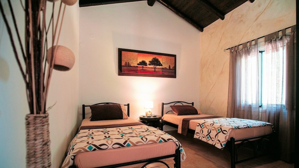 Фото Villa Claire