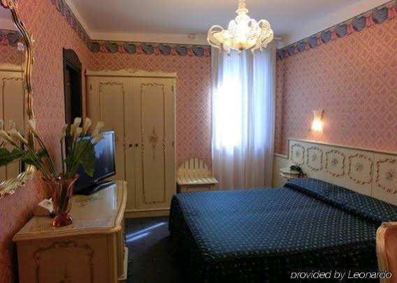 Фото Hotel Diana Venice