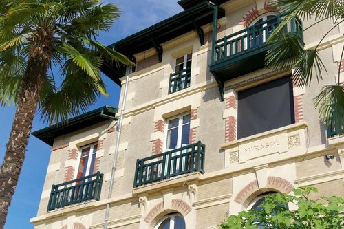 Гостиница Villa Mirasol в Мон-де-Марсане