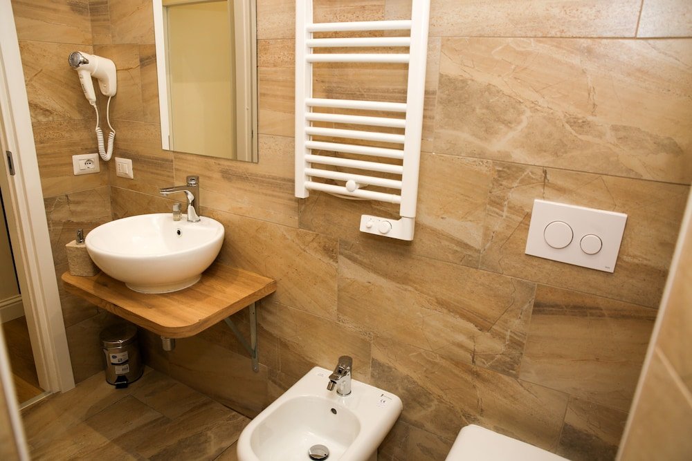 Фото Vatican Comfort Suites