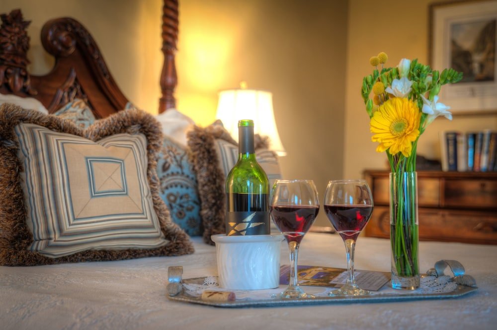 Фото The Presidents' Quarters Inn