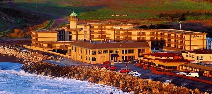 Фото Pacifica Lighthouse Hotel Trademark Collection by Wyndham