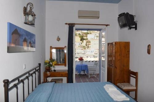 Гостиница Delfini Hotel в Идре