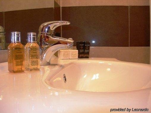 Фото Crosti Hotel