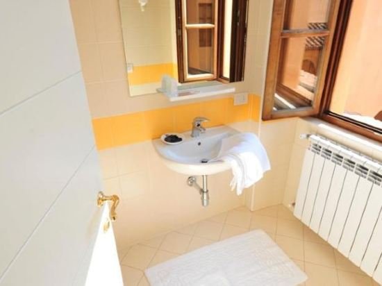 Фото Chiostro delle Monache Volterra