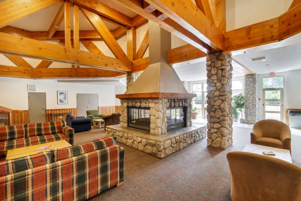 Фото Whistler Vacation Club at Lake Placid Lodge