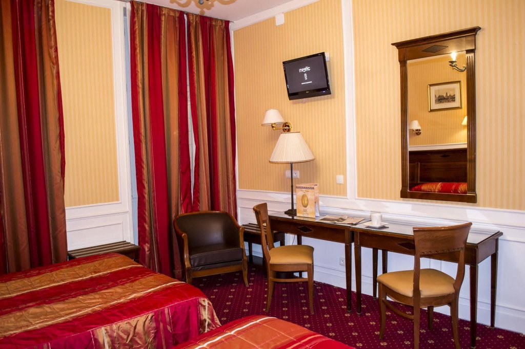 Фото Hotel Touring