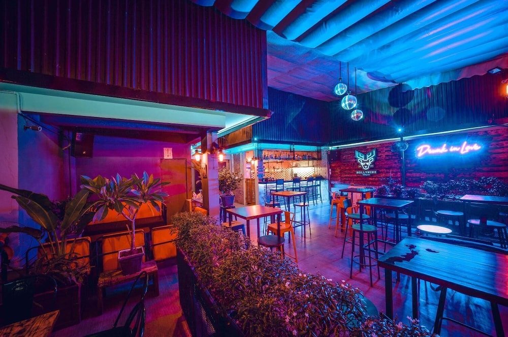 Фото Soft Pillow Hostel - Adults Only