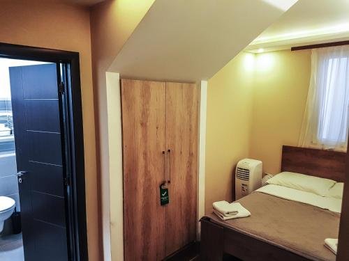 Фото Madison Rooms
