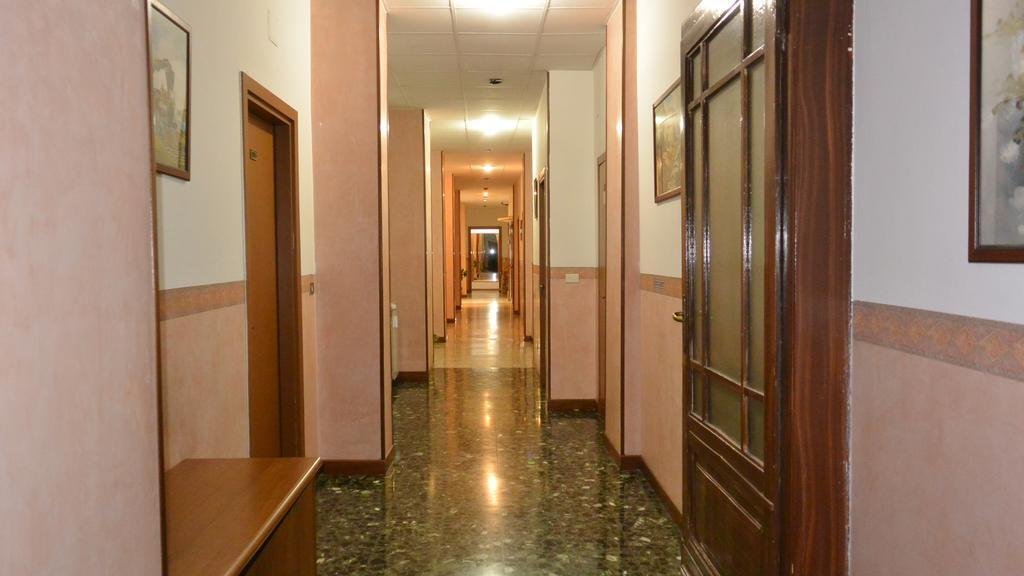 Фото Hotel Central Station