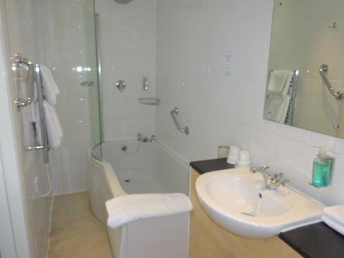 Фото The Lanes Residence