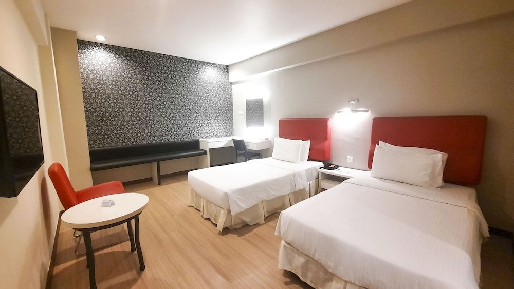 Фото The Palace Hotel Kota Kinabalu