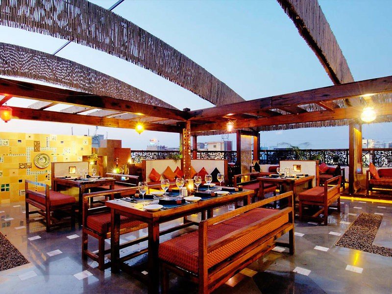 Фото Ramee Guestline Hotel Juhu