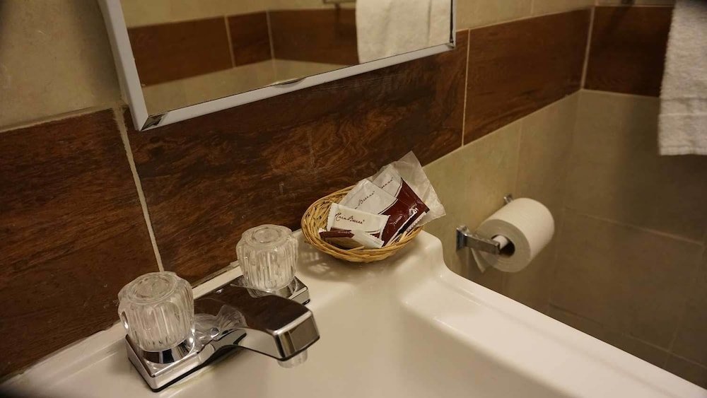 Фото Hollywood Roxy Hotel