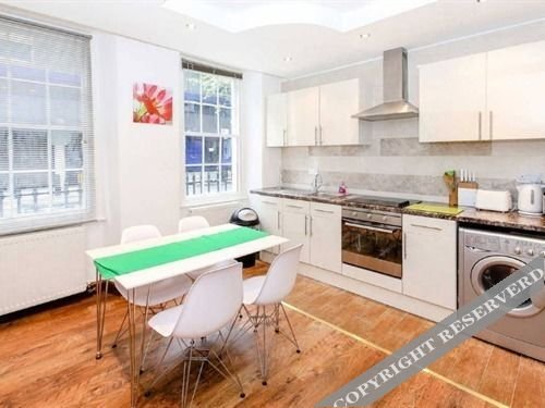 Фото Foley Street