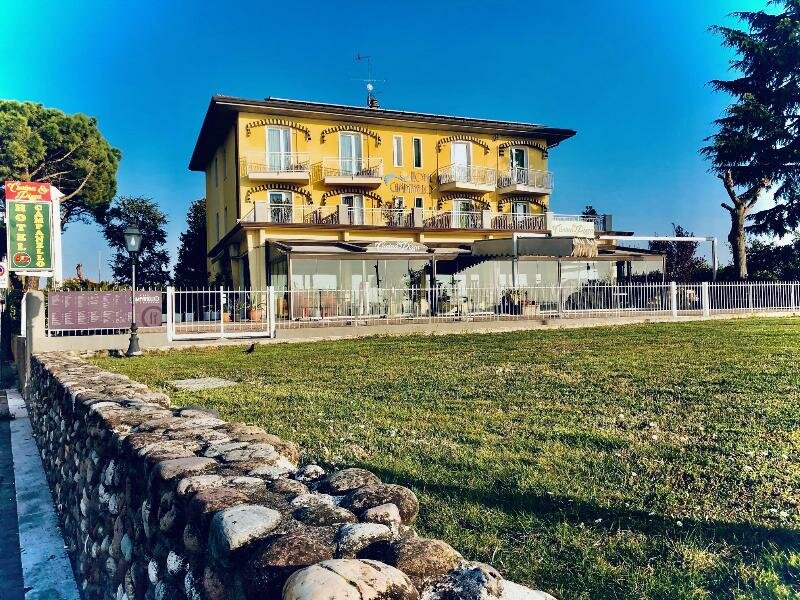 Гостиница Hotel Campanello в Пескьера-дель-Гарда