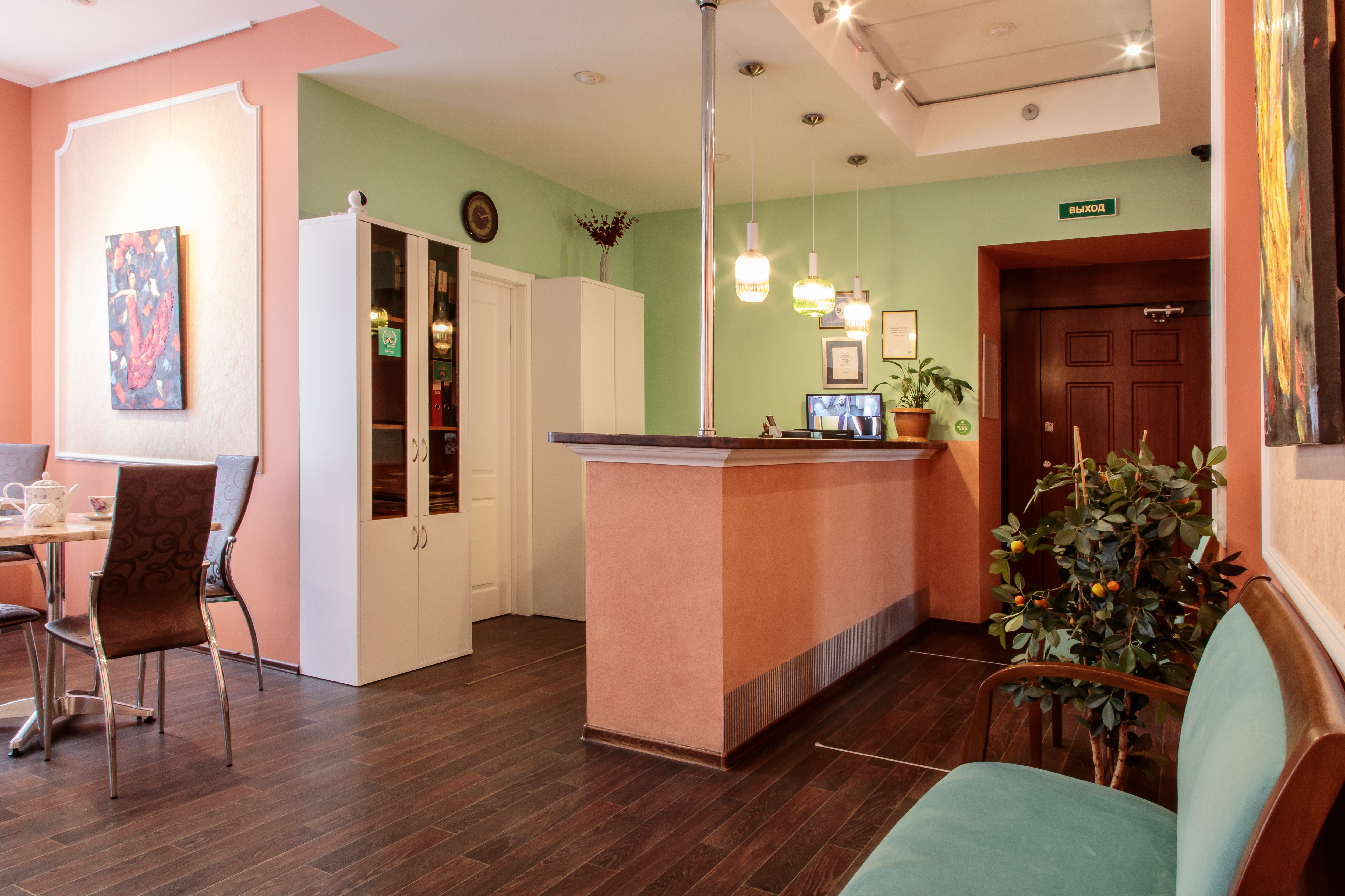 Фото Грифон