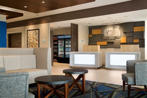 Гостиница Holiday Inn Express & Suites Heath - Newark, an Ihg Hotel