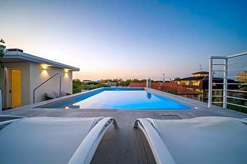 Внешний вид отеля Hotel ABC в Червии, фото 1