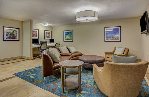 Гостиница Candlewood Suites Louisville Airport, an Ihg Hotel