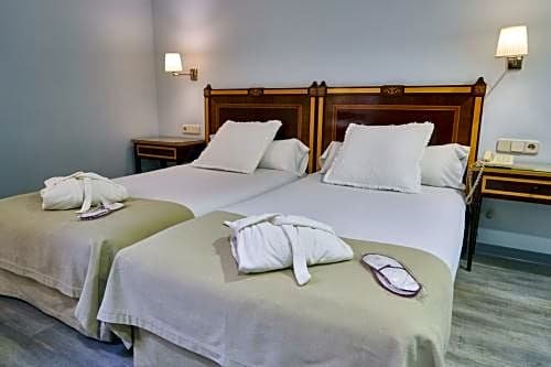 Фото Hotel Don Curro