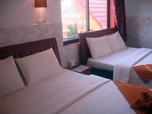 Фото Jasmine Lodge