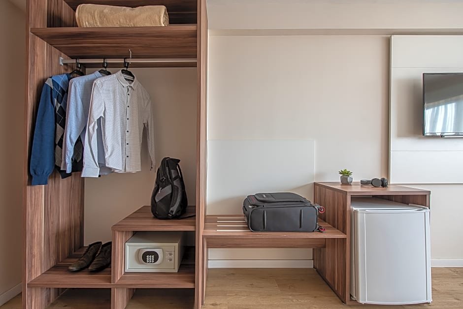 Фото Intercity Curitiba Centro Cívico