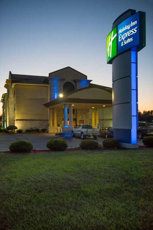 Гостиница Holiday Inn Express & Suites Wauseon, an Ihg Hotel