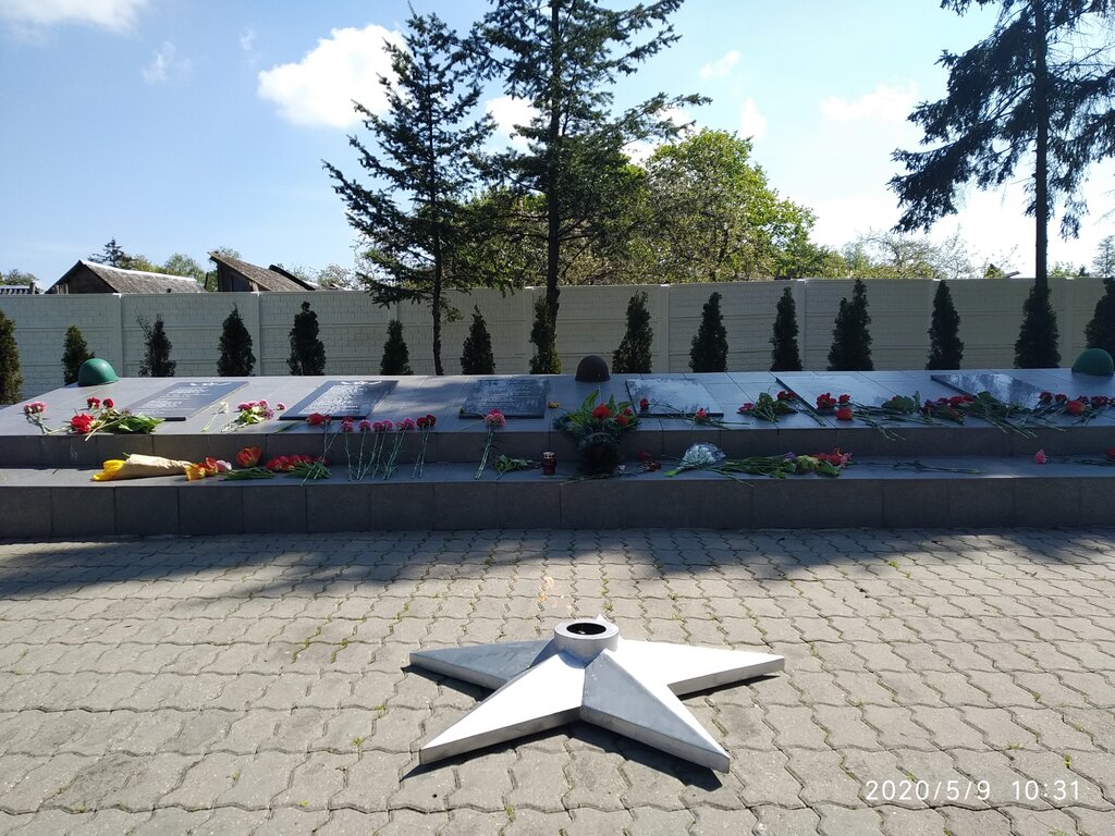 Monument, memorial Братская могила советских воинов, погибших в апреле 1945 г., Kaliningrad Oblast, photo
