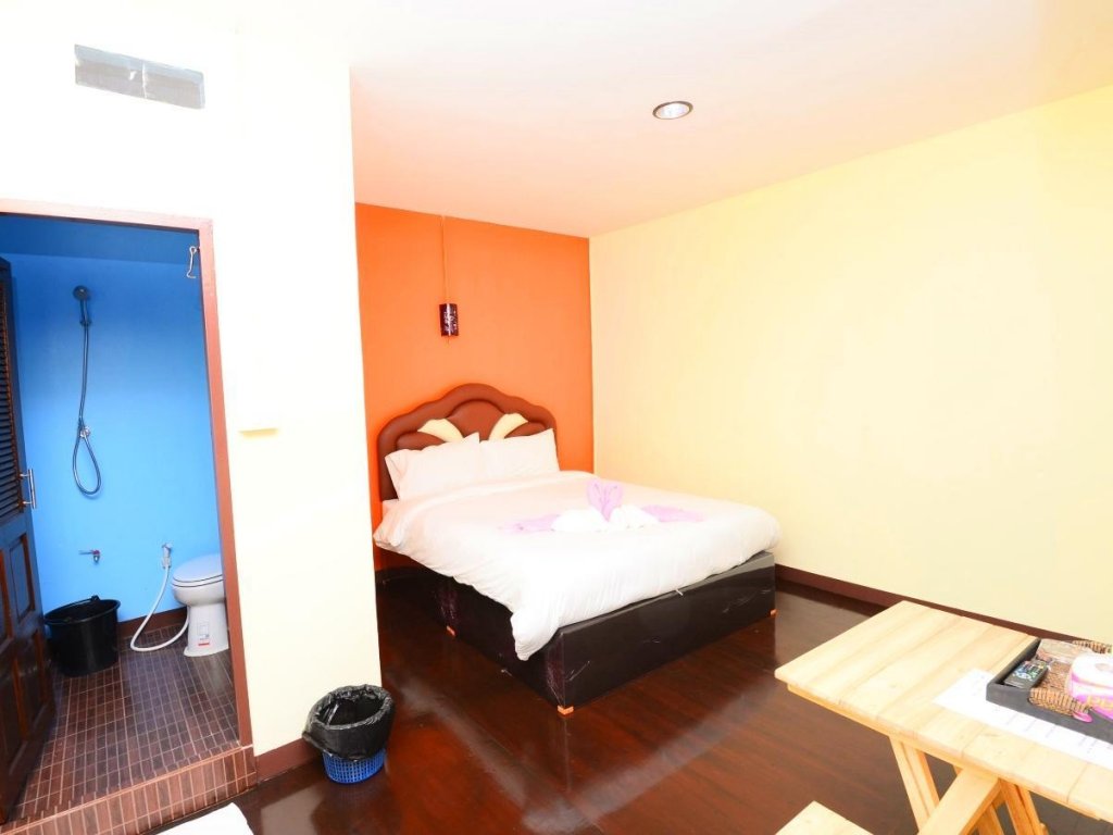 Фото The Best Riverside Guesthouse Kanchanaburi
