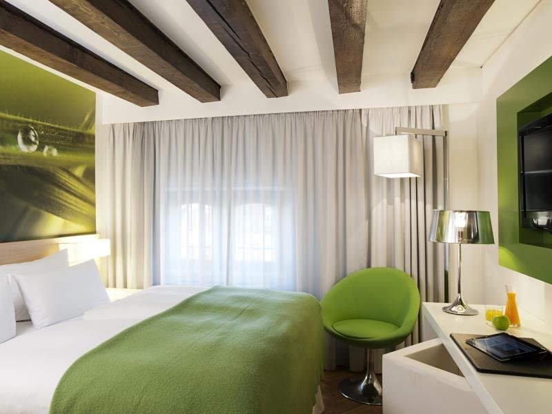 Фото Nh Heidelberg