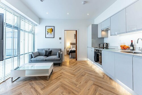 Гостиница Celador Apartments - Sussex House Serviced Apartments в Рединге