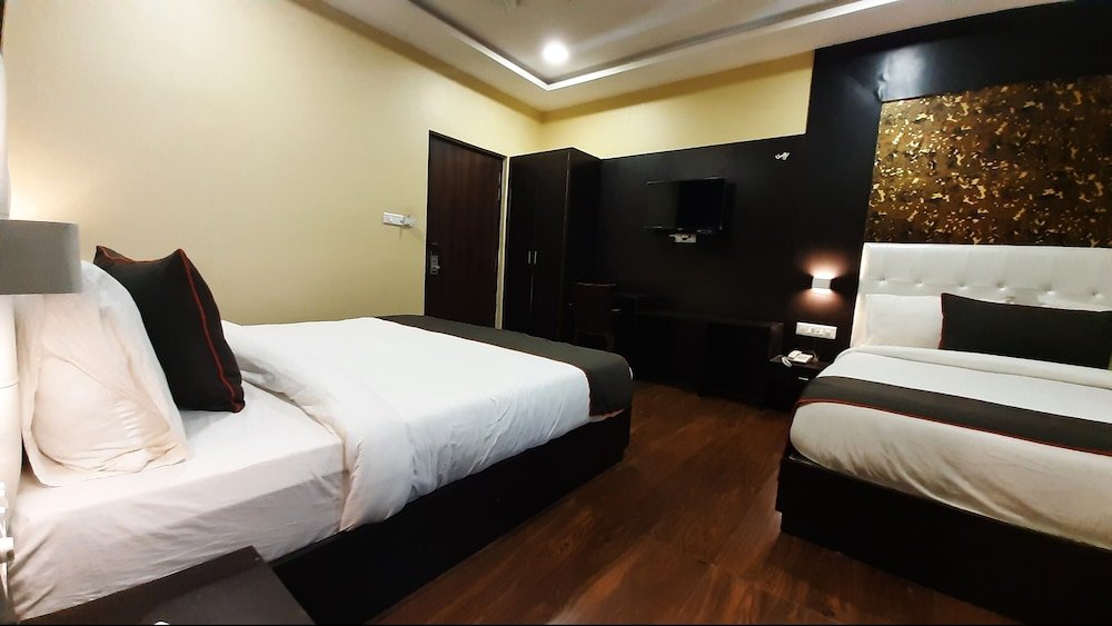 Фото Hotel Grand Bhagwat