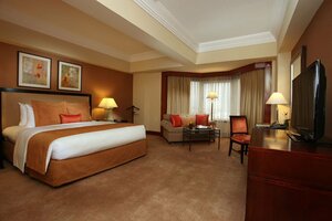 Diamond Hotel Philippines (Manila), hotel