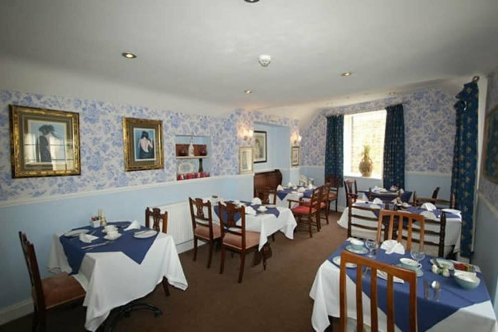 Hotel The Old Red Lion, Oxfordshire County, photo