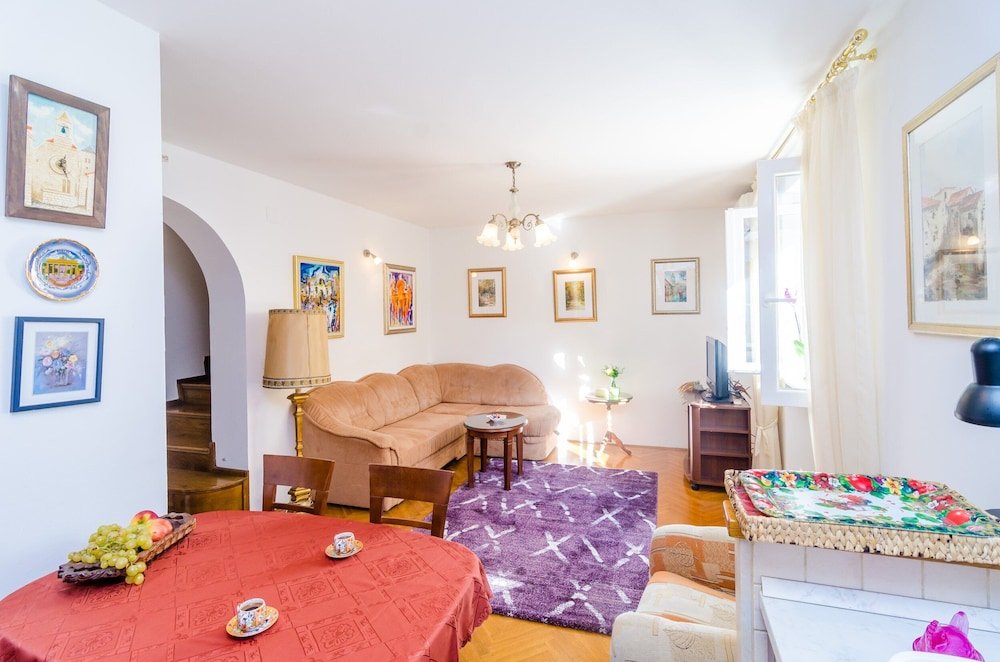 Фото Apartments Noa Old Town